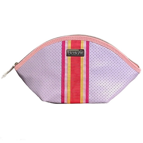 🥳SALE🥳 Benefit Cosmetics Bag - Picture 5 of 5